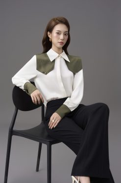 Alternative view of Jocasta SET